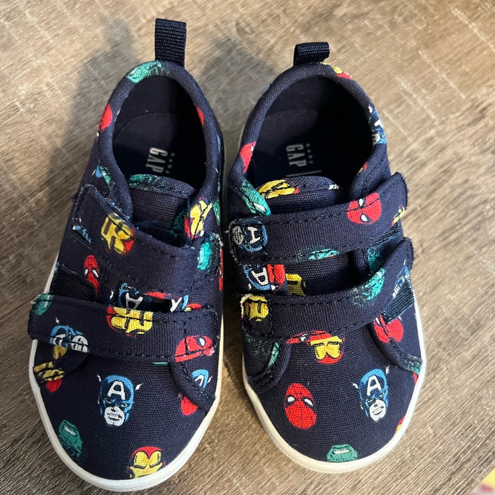 Toddler shoes